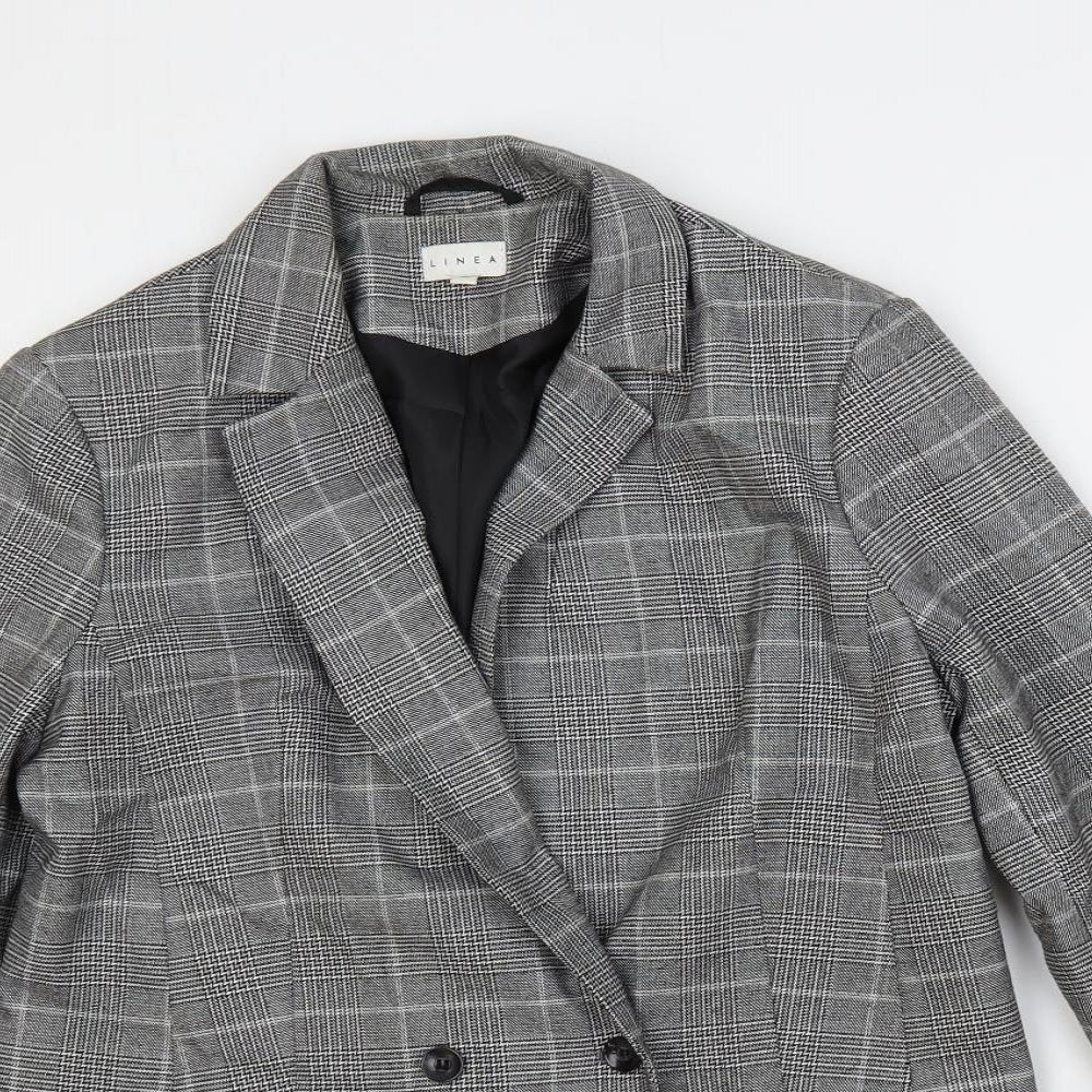 Close-up detail of Linea women’s grey plaid jacket blazer, size UK 10, button