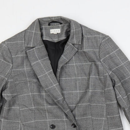 Close-up detail of Linea women’s grey plaid jacket blazer, size UK 10, button