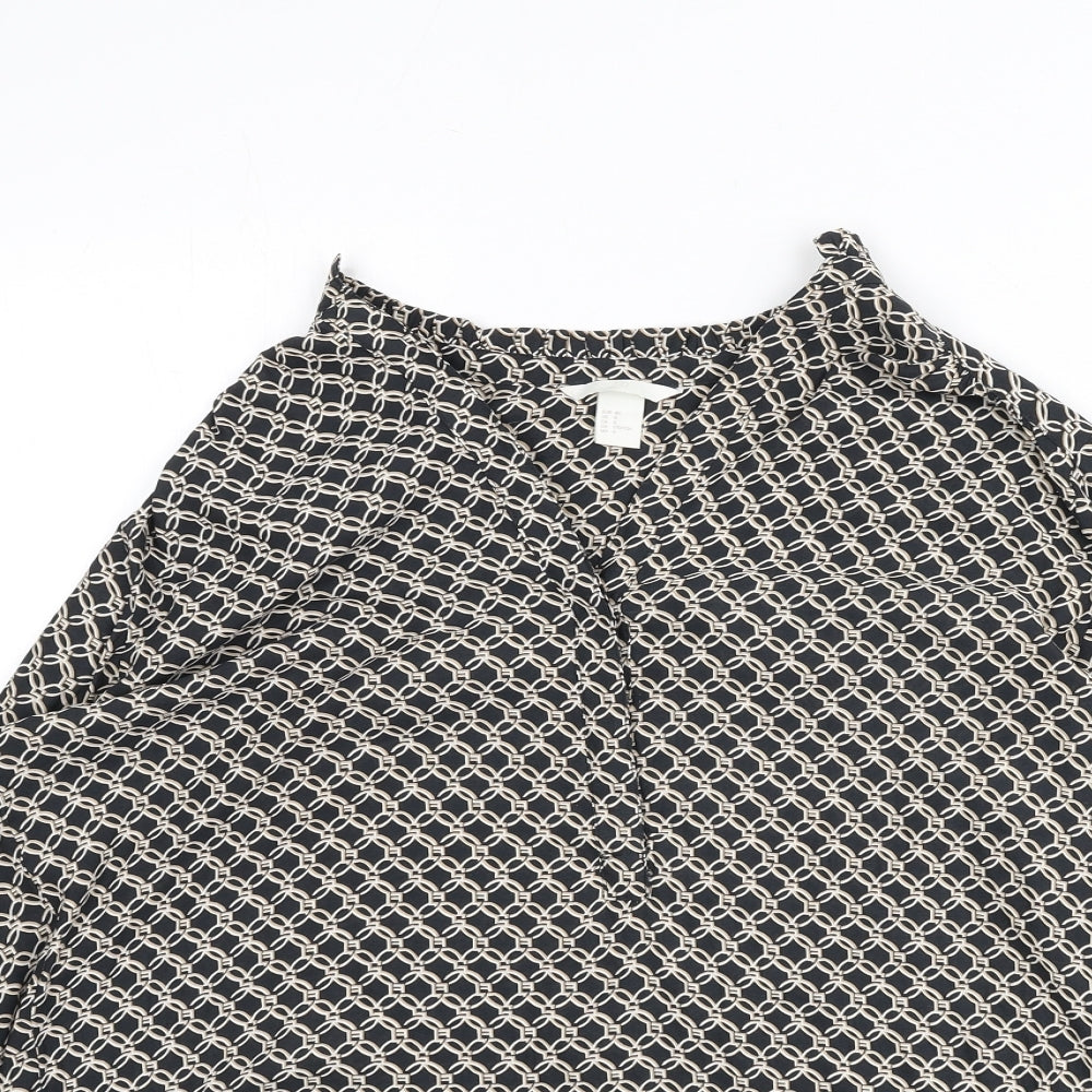 H&M Womens Grey Geometric Polyester Basic Blouse Size 12 V-Neck