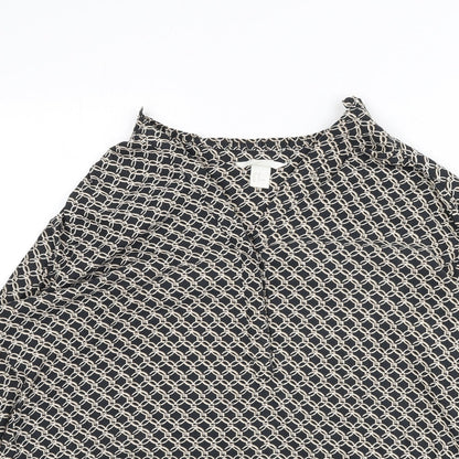 H&M Womens Grey Geometric Polyester Basic Blouse Size 12 V-Neck