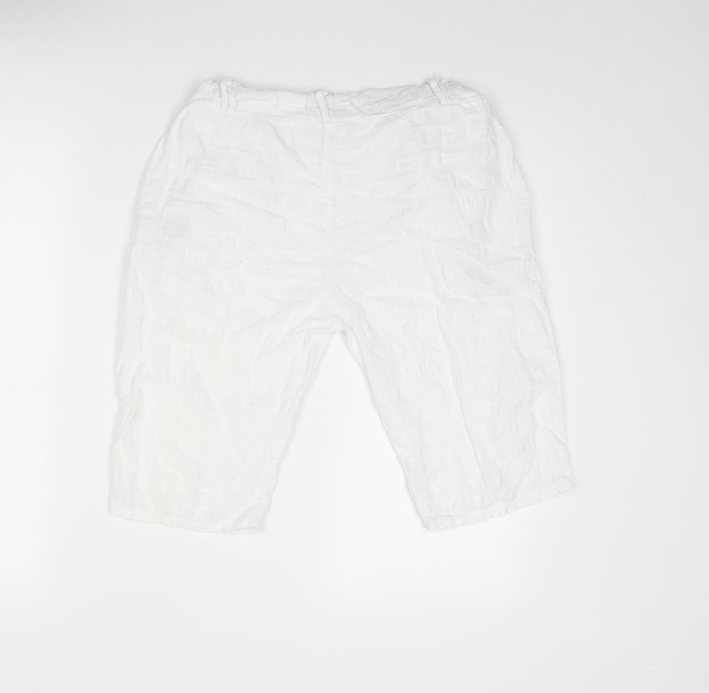 Piaza Italia Womens White Linen Bermuda Shorts Size 26 in L12 in Regular Pull On
