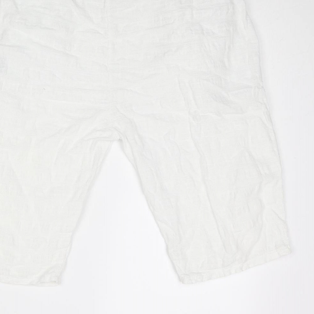 Piaza Italia Womens White Linen Bermuda Shorts Size 26 in L12 in Regular Pull On