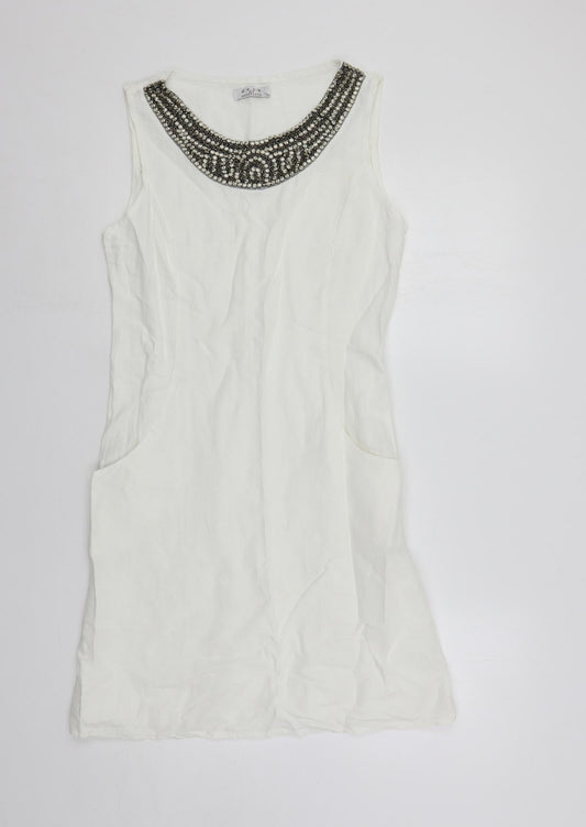 d.e.c.k. By Decollage Womens White Linen Shift Size 10 Boat Neck Pullover - Embellished Neckline