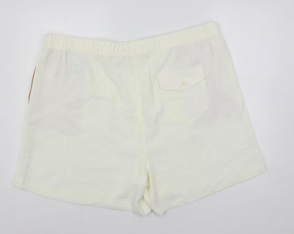 Marks & Spencer Womens Ivory Polyester Basic Shorts Size 24 L5 in Regular - Elastic Waist