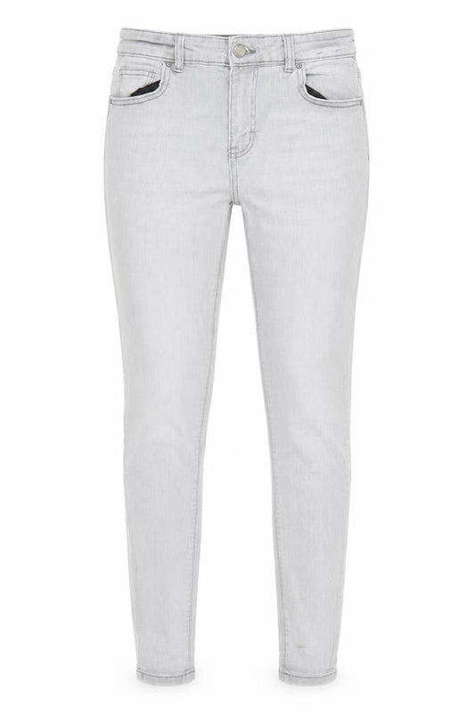 Front view of Denim & Co. women’s green cotton skinny jeans, size UK 14, 30-inch leg regular zip
