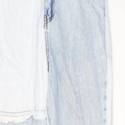 Close-up detail of Denim & Co. women’s blue cotton mom jeans, size UK 8, 29-inch leg regular button