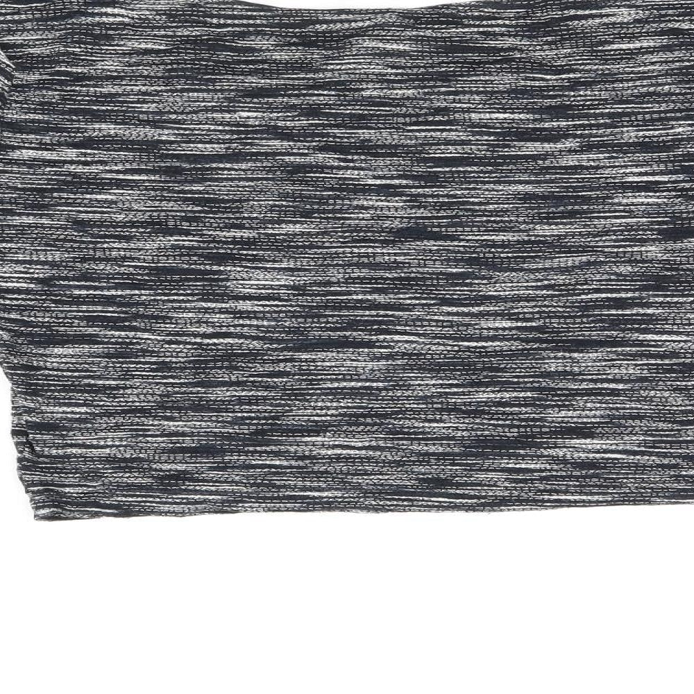 H&M Womens Black Geometric Viscose Cropped T-Shirt Size S Scoop Neck