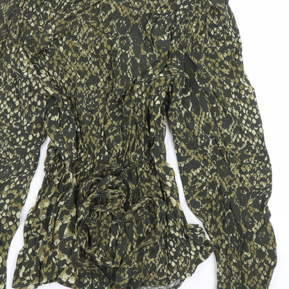 Marks & Spencer Womens Green Geometric Viscose Basic Blouse Size 6 V-Neck - Belted