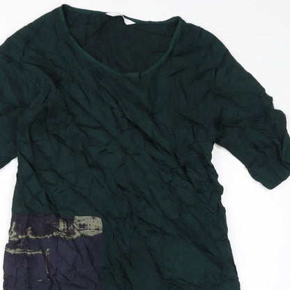 Close-up detail of YAYA women’s green polyester pencil dress, size UK 40, round neck pullover