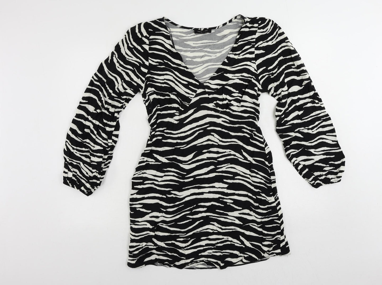 New Look Womens Black Animal Print Viscose Mini Size 10 V-Neck Pullover