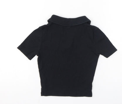 Back view of New Look girls’ black cotton basic t-shirt, size 9, years v-neck pullover