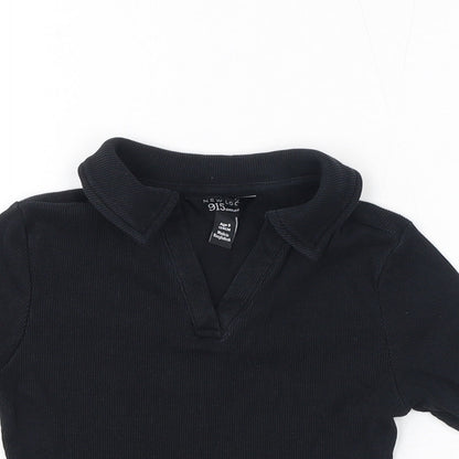 Close-up detail of New Look girls’ black cotton basic t-shirt, size 9, years v-neck pullover