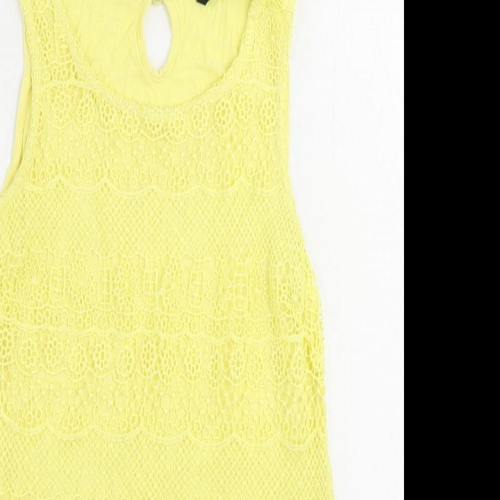 M&Co Womens Yellow Viscose Basic Tank Size 8 Boat Neck - Crochet Detail