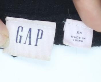 GAP Women's Black V-Neck Pullover Jumper XS