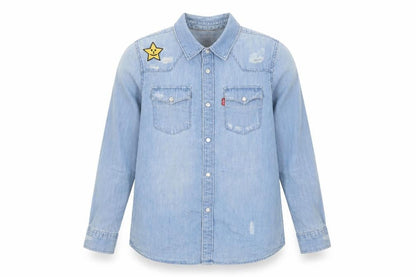 Front view of Levi's girls’ blue cotton basic button-up, size 10-11, years collared snap