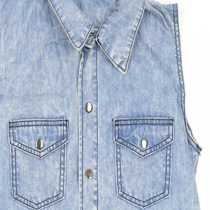 Close-up detail of Silence + Noise women’s blue 100% cotton basic blouse, size XS, collared