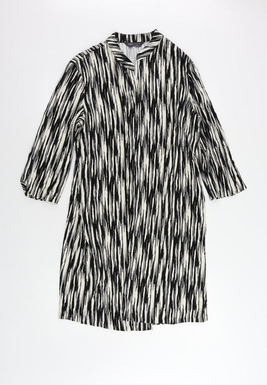 Marks and Spencer Womens Black Geometric Viscose Kimono Blouse Size 8 V-Neck - Open