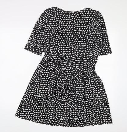 Back view of ASOS women’s black geometric polyester a-line, size UK 10, crew neck pullover - belted