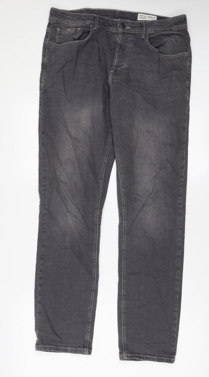 Additional front view of Denim & Co. men’s grey cotton straight jeans, size 32, in, 32-inch leg regular button