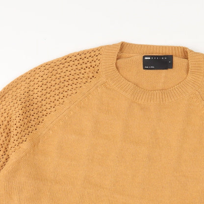 Close-up detail of ASOS women’s brown round neck acrylic jumper, size S