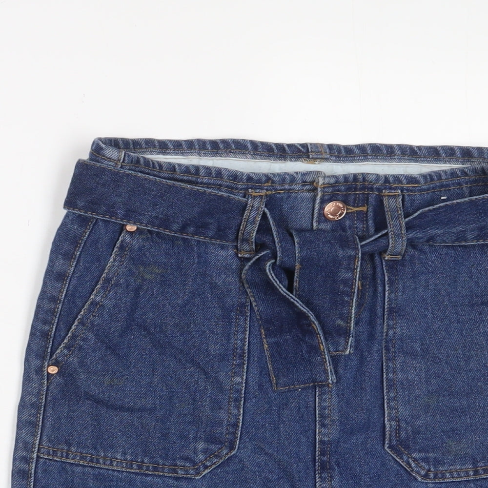Close-up detail of Denim & Co. girls’ blue cotton a-line skirt, size 9-10, years regular zip - belted
