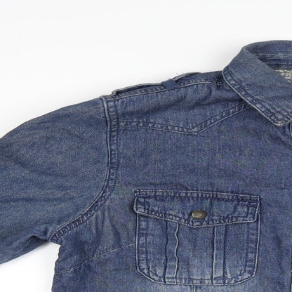 Close-up detail of Denim & Co. women’s blue cotton basic button-up, size UK 10, v-neck