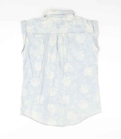 Back view of Denim & Co. women’s blue geometric cotton basic button-up, size UK 8, collared