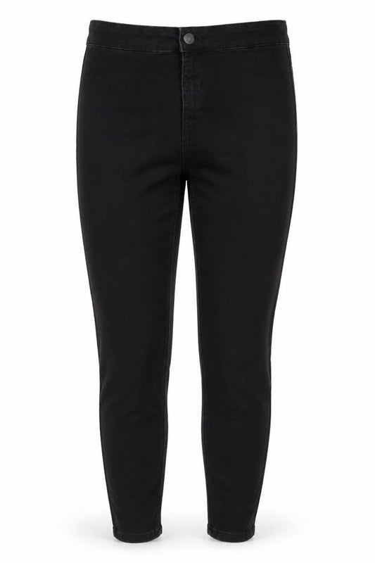 Front view of Denim & Co. women’s black cotton skinny jeans, size UK 14, 30-inch leg regular zip