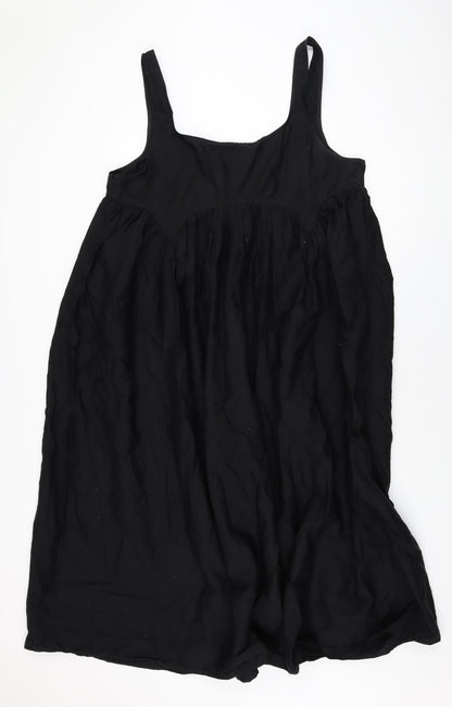 Back view of ASOS women’s black cotton shift, size UK 16, scoop neck pullover
