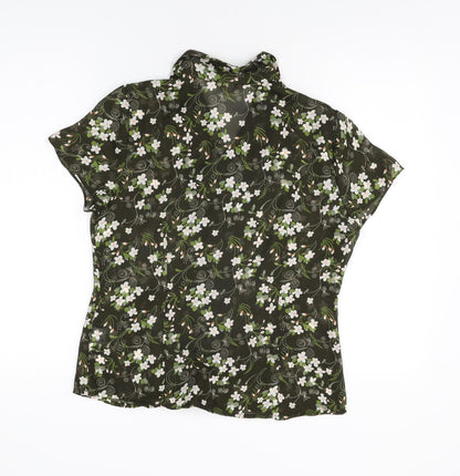 Back view of Soon women’s green floral polyester basic button-up, size UK 12, collared