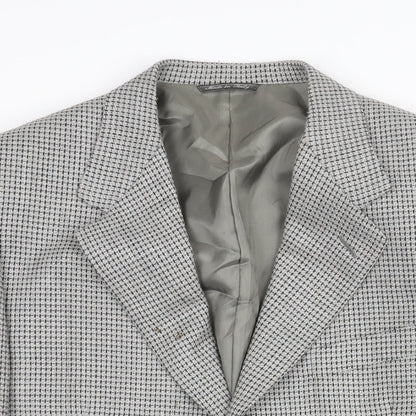 Close-up detail of Canali men’s grey geometric wool jacket suit jacket, size 42, regular