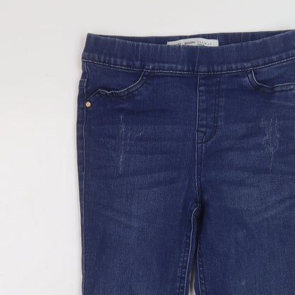 Close-up detail of Denim & Co. girls’ blue cotton jegging jeans, size 8-9, years regular pullover