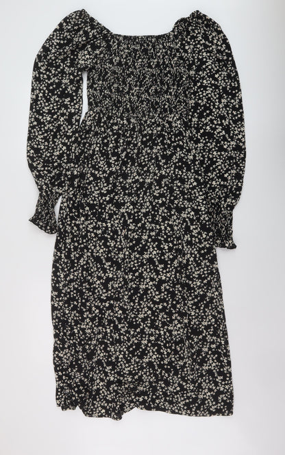 Back view of Missguided women’s black floral polyester a-line, size UK 8, square neck pullover
