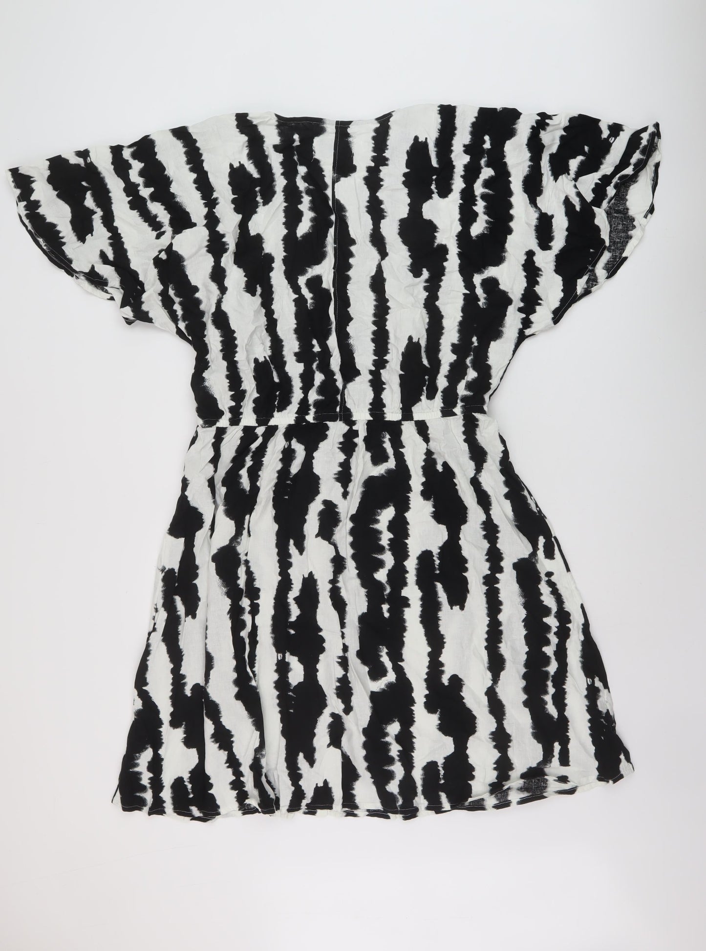 Marks and Spencer Womens Black Geometric Linen A-Line Size 14 V-Neck Pullover