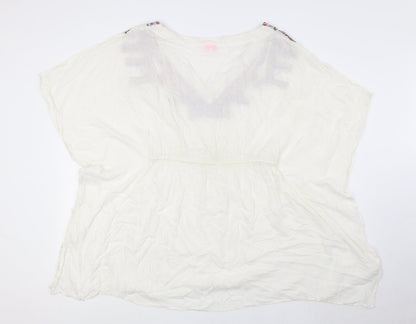 River Island Womens White Herringbone Viscose Basic Blouse Size M V-Neck - Embellished Neck