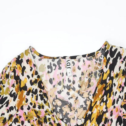 Close-up detail of JDY women’s multicoloured geometric viscose skater dress, size UK 8, v-neck pullover