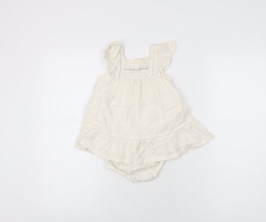 Sergent Major Girls Ivory Cotton Shorts Set Outfit/Set Size 12 Months Button