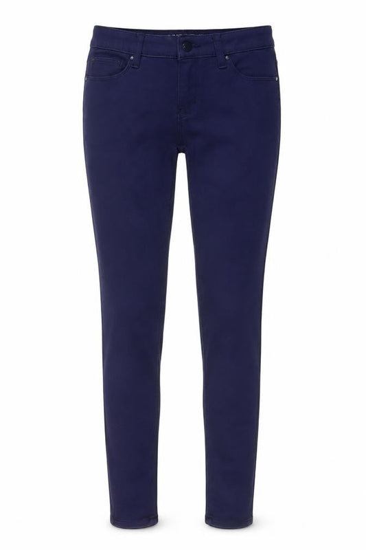 Front view of Denim & Co. women’s blue cotton skinny jeans, size UK 6, 30-inch leg regular button