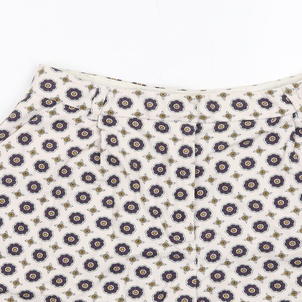 River Island Womens Beige Geometric Cotton Chino Shorts Size 8 L4 in Regular Zip