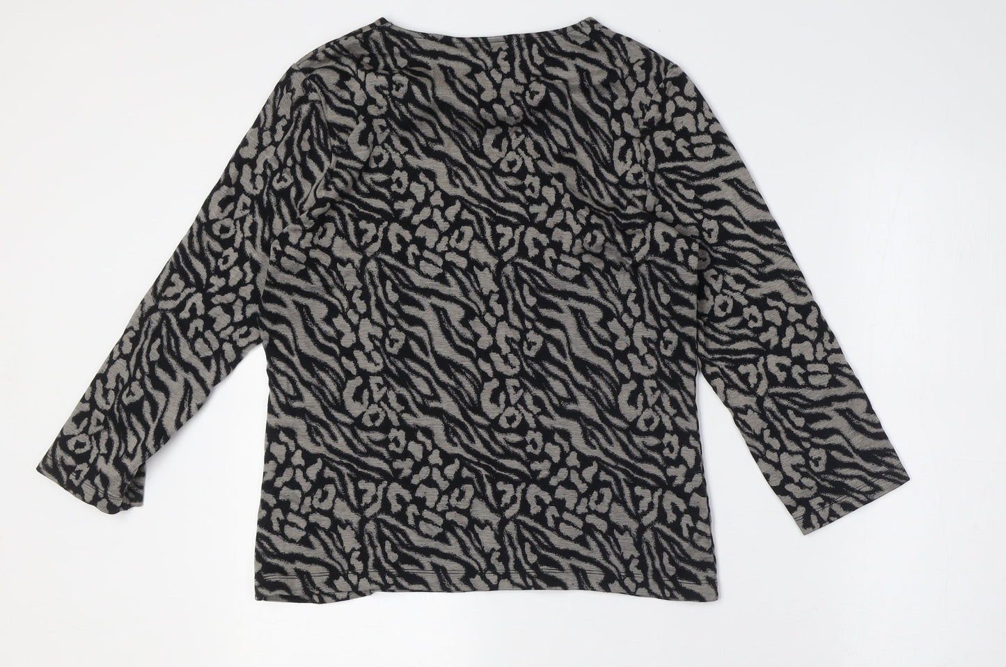 Country Casuals Womens Black Animal Print Viscose Basic Button-Up Size M Round Neck