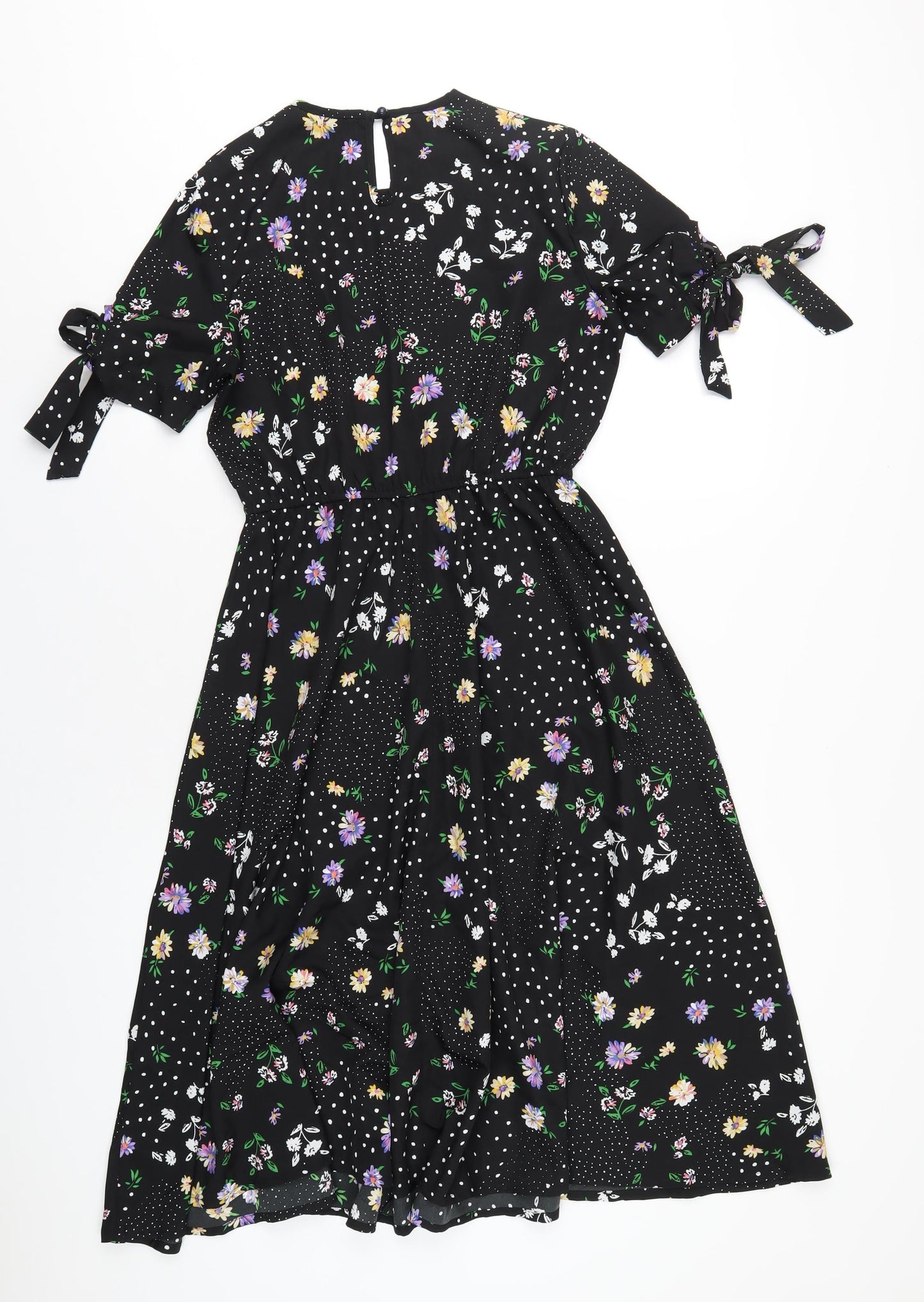 Boohoo Womens Black Floral Polyester A-Line Size 10 Round Neck Button