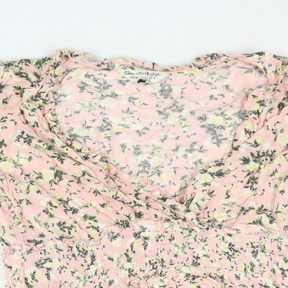 Close-up detail of Miss Selfridge women’s pink floral viscose basic blouse, size UK 6, v-neck - peplum
