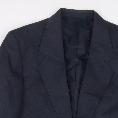 Close-up detail of C&A men’s blue wool jacket suit jacket, size 40, regular