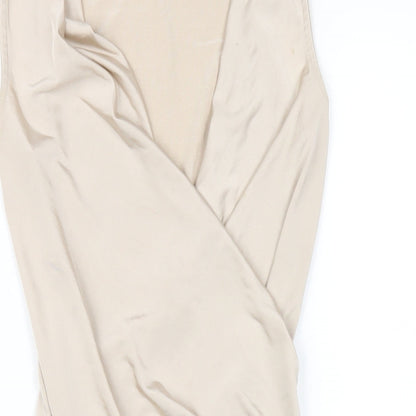 Close-up detail of Missguided women’s beige polyester bodycon, size UK 8, v-neck pullover