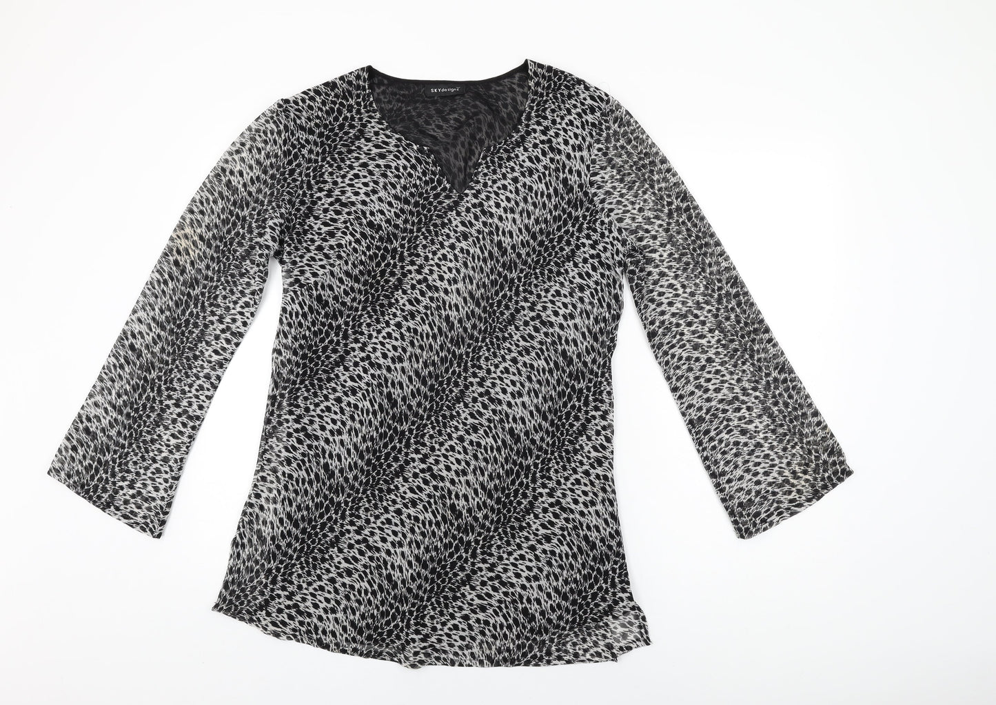 Sky Designs Womens White Geometric Polyester Basic Blouse Size M V-Neck