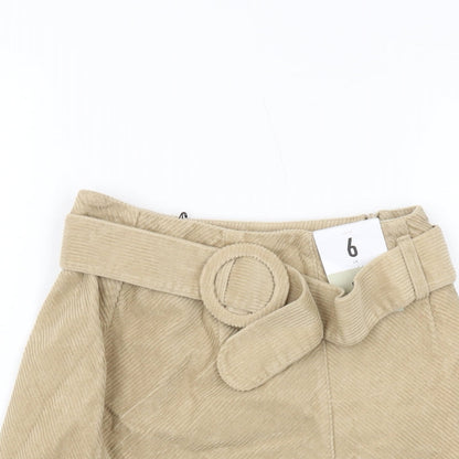 Close-up detail of Denim & Co. women’s beige cotton mini skirt, size UK 6, zip