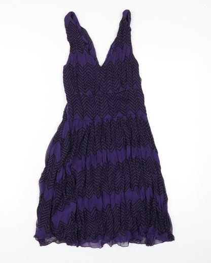Back view of Only women’s purple geometric polyester a-line, size M, v-neck zip