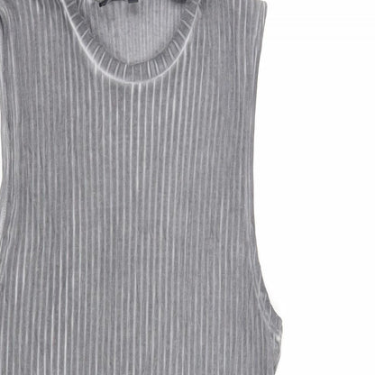 Close-up detail of ASOS women’s grey cotton basic tank, size M, crew neck - ribbed