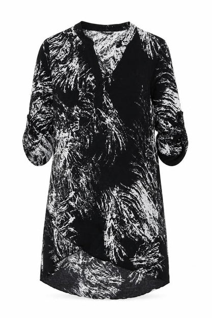 Front view of Roman women’s black geometric polyester shift, size UK 14, v-neck pullover