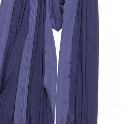 Close-up detail of Missguided women’s blue polyester bodycon, size UK 8, halter tie